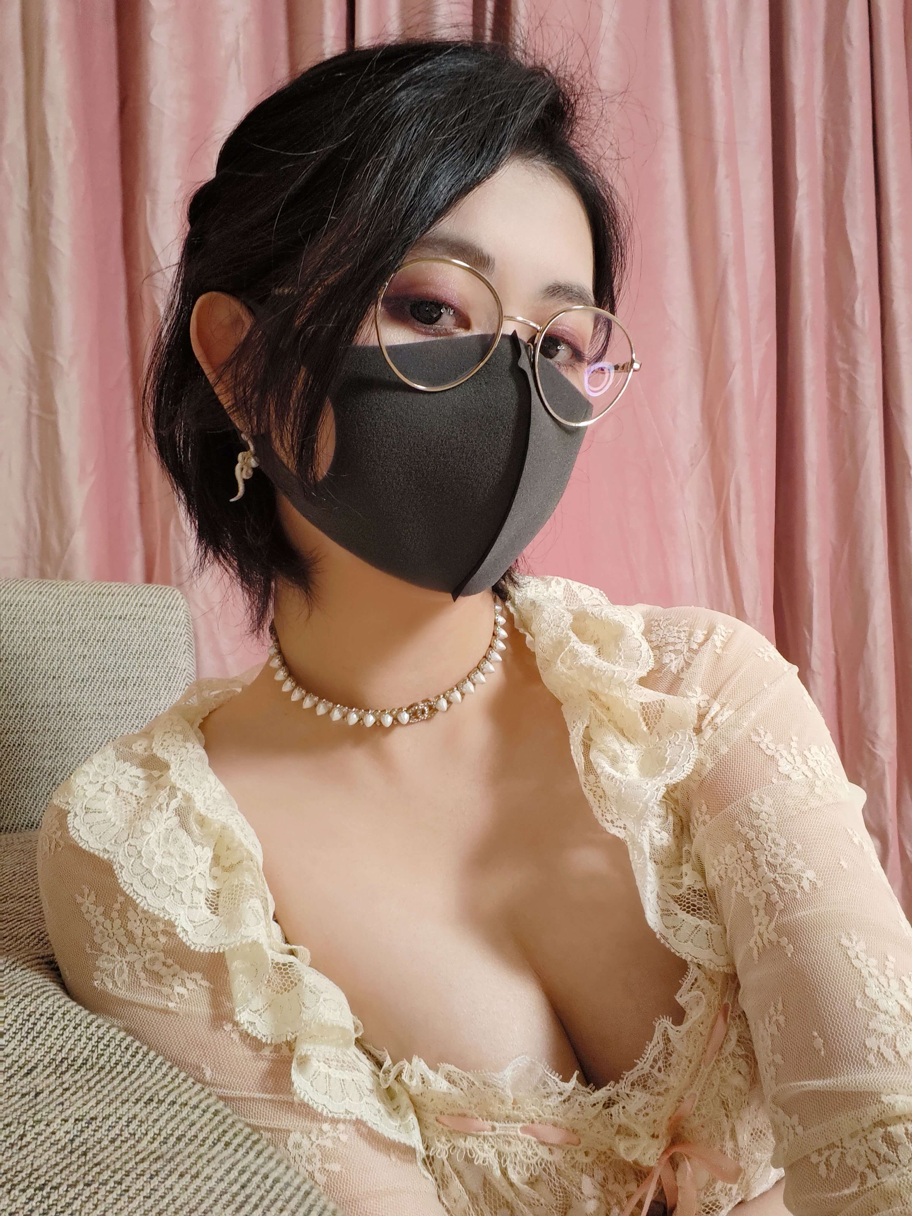 Naimi奶咪 微密圈 在线观看写真图片及视频全集[持续更新]
