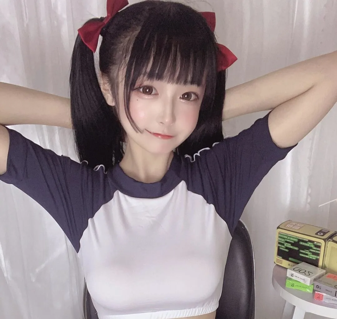 佳佳好难啊 cos 网盘最新写真图片资源全集下载[每日更新]