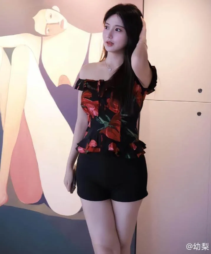 幼梨Roroo 微密圈 抖音最新写真图片及视频合集[持续更新]