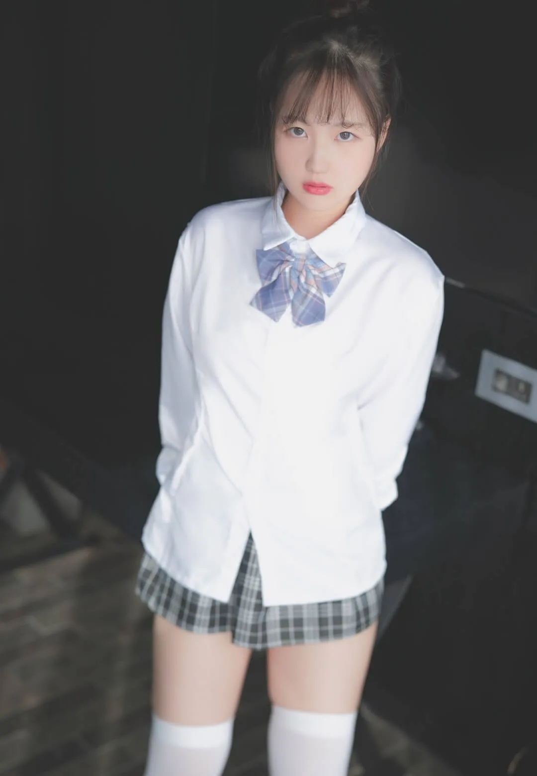 Sia（시아）个人简介｜高级性感身材线条与棚拍光影写真风格解析