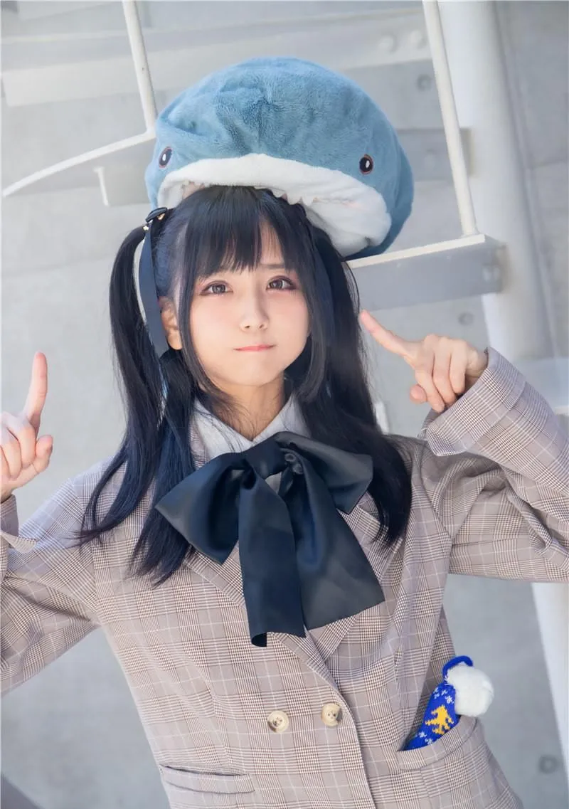 coser 柳丸 个人简介｜日本高完成度 Cosplay 写真风格解析