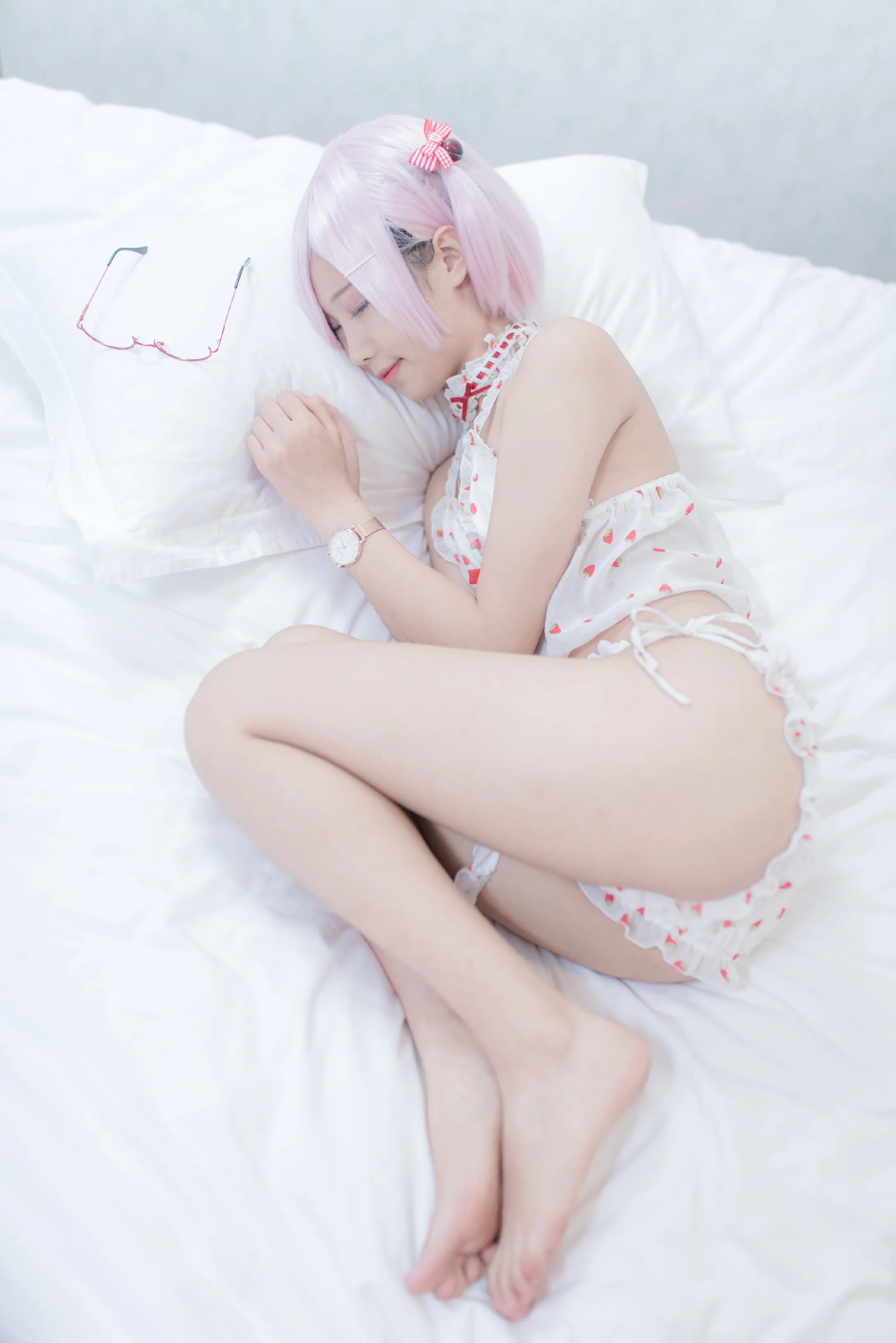 羽天 Shine 个人简介｜清新系 Coser 写真风格解析与作品盘点