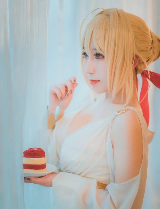 从从从从鸾个人简介及Cosplay作品风格解析