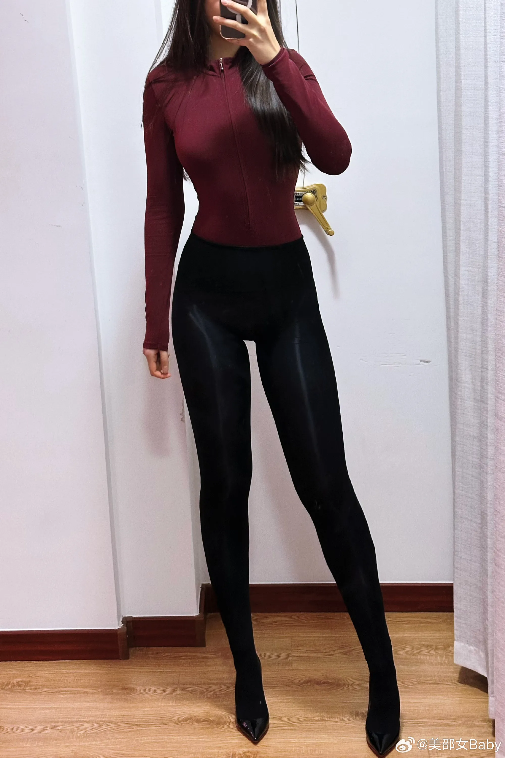 美邵女Baby个人简介与写真作品风格解析
