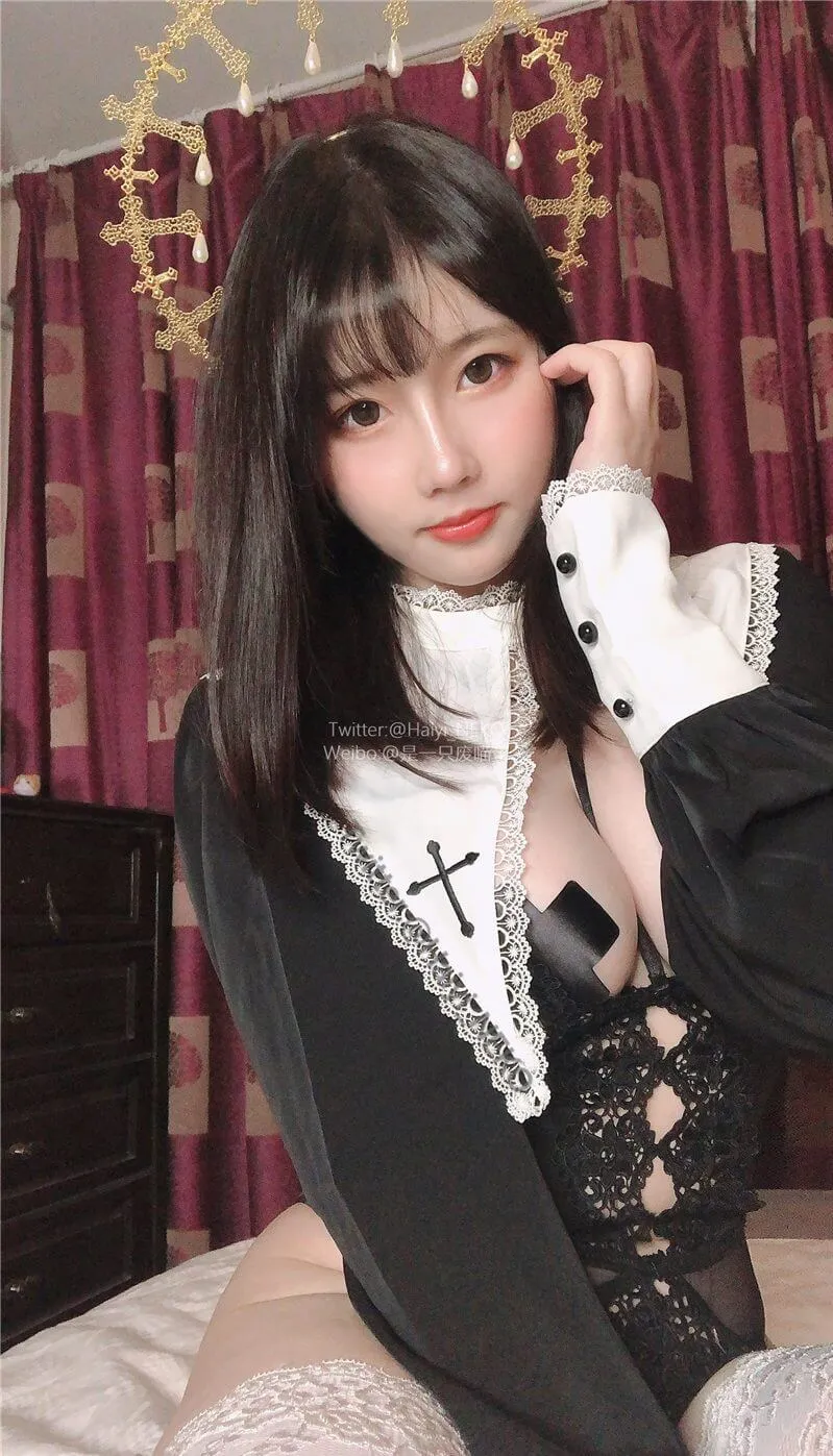 是一只废喵了个人简介｜写真风格解析与主题拍摄目录