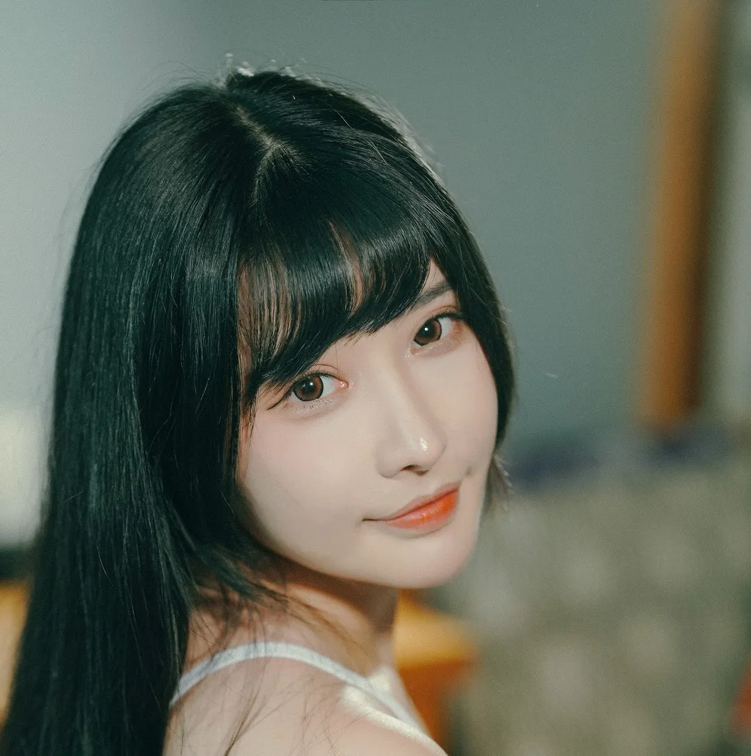 糖果果Candy写真全集｜微博人气Coser资料介绍与作品风格解析
