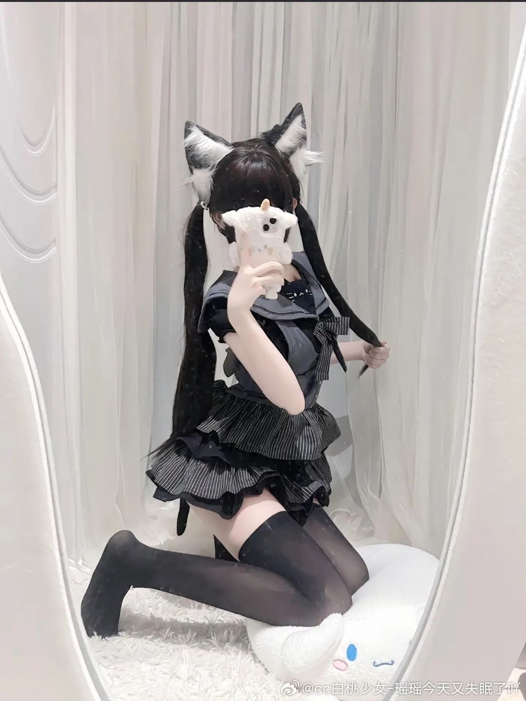 瑶瑶今天又失眠了（cc白桃少女）写真合集与作品风格解析