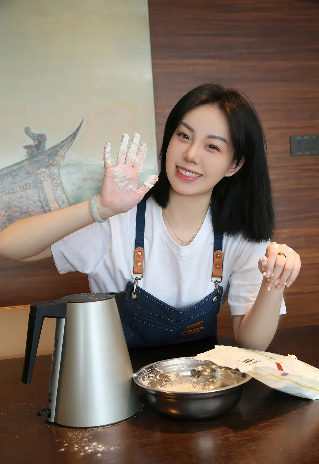 一颗甜蛋黄a写真合集｜轻熟气质与生活系摄影风格解析
